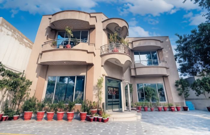 Hotel One Lalazar Multan