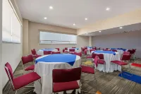 บีว้าว โรงแรม เกเรตาโร - พร้อมอาหารเช้า