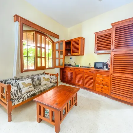 Hidden Gems Villas 2BR Coastal Retreat, Malindi