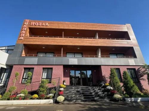 Hotel Bukhara - 4-Star