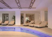 Theartemis Palace - Pool