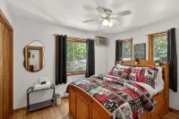 Pocono Cabin Where the Host Thought of Everything, so You Don’t Have to!