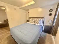 Cozy & Convenient Duplex, Near Downtown - Condos