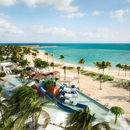 SLS PLAYA MUJERES