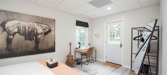 Luxury Centrally-Located 1Br/1BA Basement Apartment with Gym and W/D in Unit ファイエットのホテル