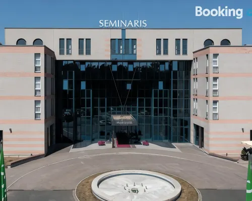 Seminaris Hotel Nürnberg Отели рядом с достопримечательностью «Стадион «Макс-Морлок»»