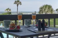 Relaxing Oceanfront Condo -Seaglass Spectacular Ocean Views from every room - balcony