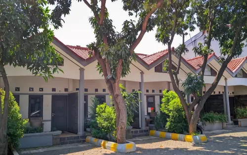 Hotel Grand Pangestu - balcony