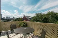 Lafitte Hotel & Bar - Romantic