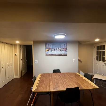 Downtown Boulder Oasis. 3 Blocks from Pearl St Mall. 4 bedrooms and 2 full baths