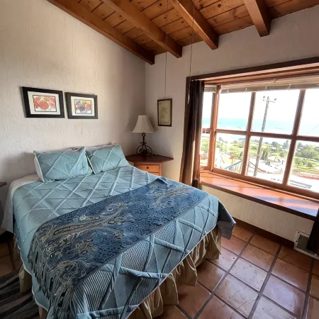 ROMANTIC NEST WITH A BEAUTIFUL OCEAN WIEW