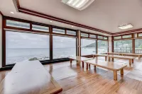 Yeongdeok Taebo Pension - parking