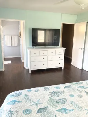 Updated 1BR/1BA - "Island Sol" with fantastic views - 3-Star