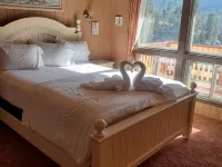 LAKEVIEW CABIN!! AIRCONDITIONED!!  AMPLE PARKING !! 크레스틀린 호텔