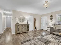 3BR - Pet-Friendly & Close to Downtown Greer Hotels in Greer