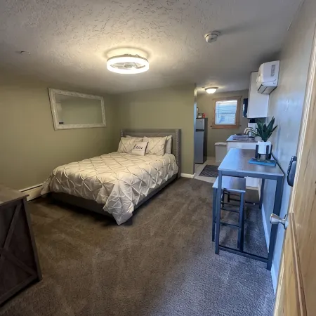 Beautiful Studio Suite #4