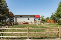 Stunning Salish Sea Views / High-end & Modern! Close to Olympic National Park! - Ocean View