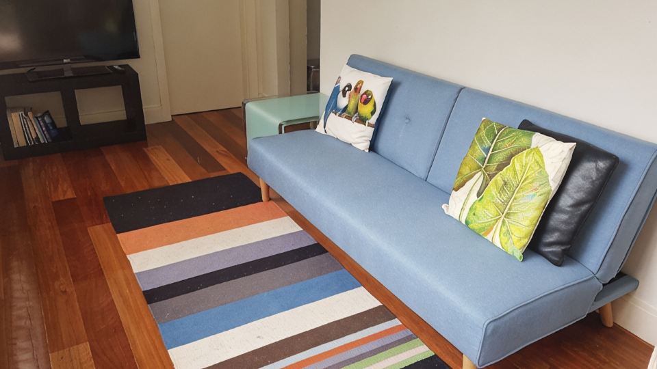 1 BR BEACHSIDE RETREAT WITH LAP POOL - close to Coogee Beach