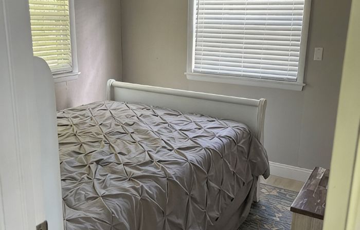 Lakefront Paradise  - Sleeps 6 - Only $400/Night