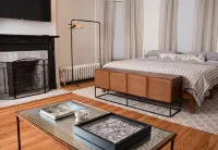 Spacious 4-bedroom house in charming Wilson with AC, WiFi - Homestays