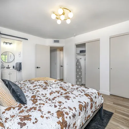 Your Home Away from Home: Free Heated Pool, Games, Western, BBQ, Lux Home