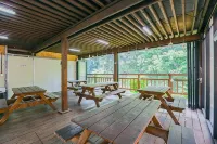 Muju Deogyusan Landscape Pension - สัตว์เลี้ยง