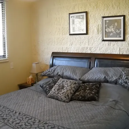 195-295/Night, Oceanfront with 2 Master Suites, Fully Stocked, Amazing View!!!