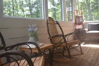 Station 91 | Cabin Near Helen | SAUNA & CEDAR TUB - Hytter