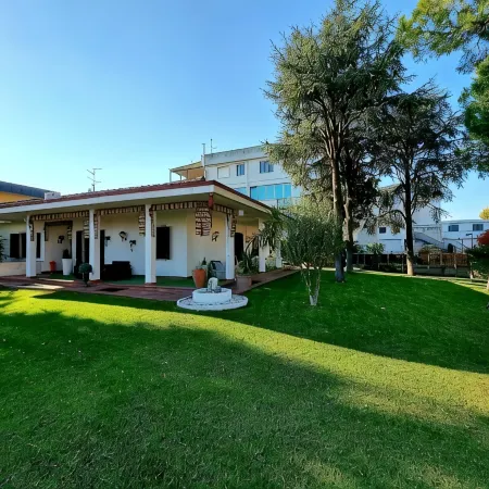 Vitti's Home Verona
