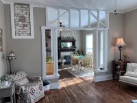 Charming 3-bedroom Craftsman house in delightful Willow Springs, MO - 3-Star