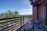 Luxury 2Bed w/ Amazing Views - Wifi