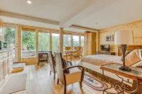 Cozy Blueberry Cottage Studio King Bed, Kitchenette, - Wifi