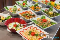 Naviti Warwick Al Khobar - breakfast