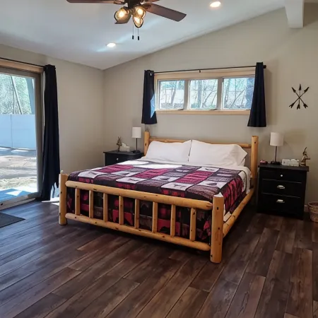 Lake Nokomis cabin