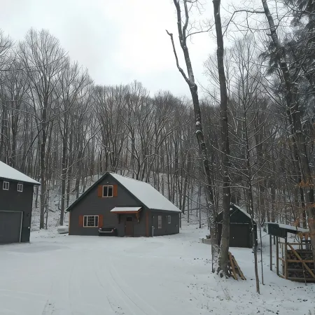 Silver Cliff Lodge - Welcome to your Adventure! Hunt Fish Ride Paddle