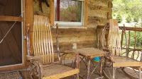Glory Days Riverfront Authentic Restored 1800s Log Cabin Near Gem Mines - Chalets