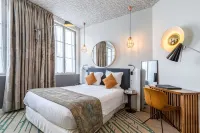 Hotel le Saint Gelais - parking