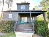 END OF THE LINE - Lake Martin views- Sleeps 12 - 3-Star