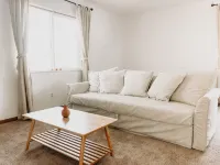 Cozy stay within one mile of downtown Delaware’s shops, restaurants and pubs. - 2 estrellas