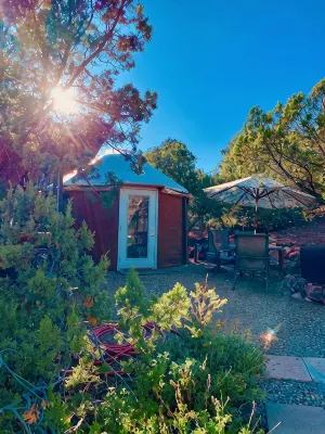 The Yoga Yurta... Extremely Civilized Glamping at Sunny Mellow Eco Villa! - Biệt thự
