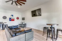 Hill Country Retreat I Private Pool & Hot Tub I Mins to Wineries & Town Square - 무료 와이파이