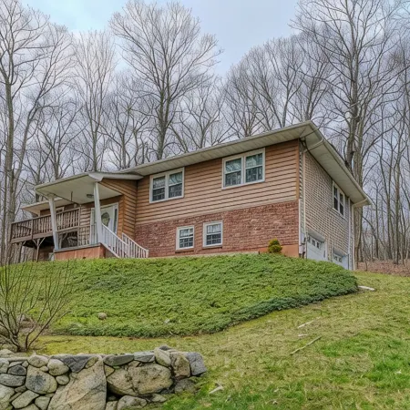 Charming Home in Cold Spring - 30-Min Drive to West Point