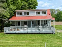 Waterfront house on the upper most portion of the West Branch Delaware. - 3성급