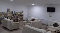 Albergue O Trisquel - hostel