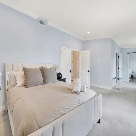 Luxury Family Villa, Heated Pool, Spa, Outdoor Kitchen, BBQ, Disneyland, Beaches