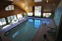 High Point Inn - Swimmingpools