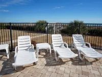 Beautiful 7 BD oceanfront house with a private pool located on the Golden Mile - Private Pools