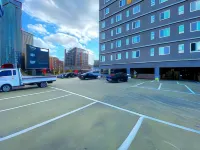 A1 Hotel - parking