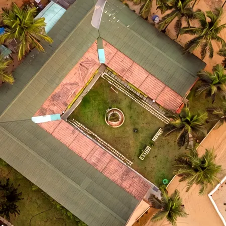 C Roque Beach Resort