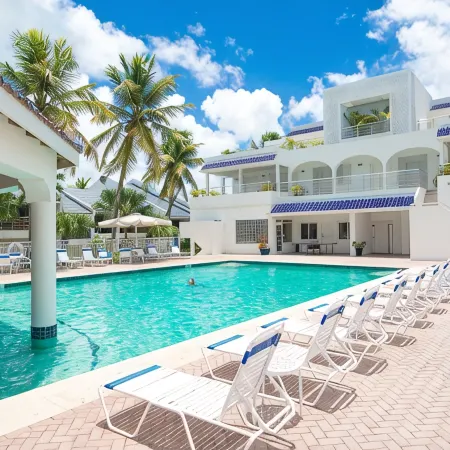 Impressive 3 bedrooms condo on Mullet Bay Beach